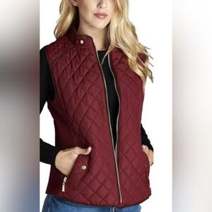 Love Tree Quilted Padded Burgundy
Vest w/ Gold Hardware Size M